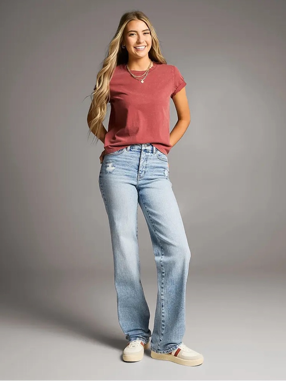 High-Rise Light Wash Wide-Leg Womenās Jeans - Light Blue